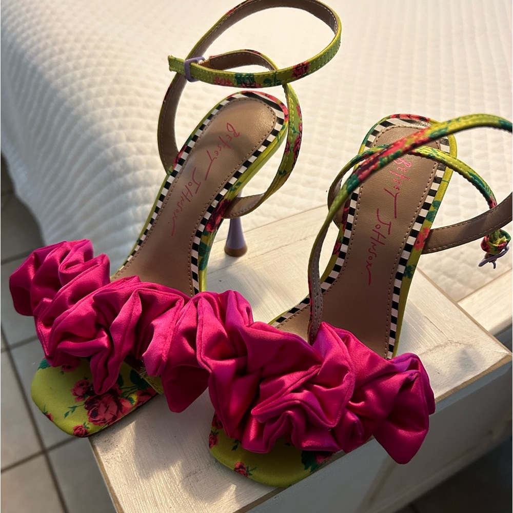 Betsy Johnson Heels Sz 5.5 ~ EUC